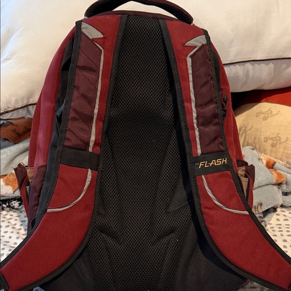 Flash Red Backpack - Picture 2 of 3
